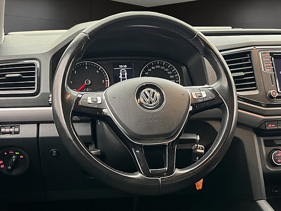 Volkswagen Amarok 13 of 30