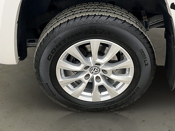 Volkswagen Amarok 30 of 30