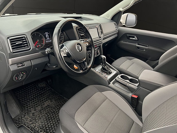 Volkswagen Amarok 12 of 30