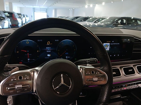 Mercedes-Benz GLE350 d 2 of 12