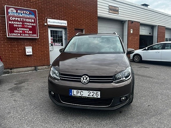 Volkswagen CrossTouran 5 of 5
