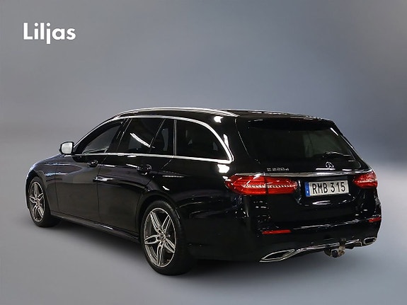 Mercedes-Benz E220 3 of 13