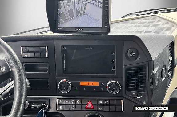 Mercedes-Benz Actros 1827 L 4x2 transportskåp med ÖBS 12 of 13