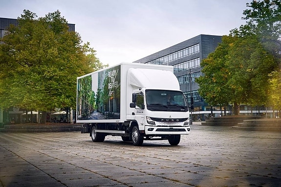 Fuso eCanter el lastbil 8,55 ton transportskåp 2 of 16