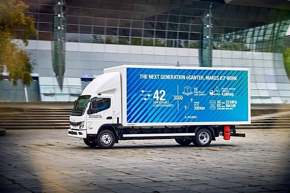 Fuso eCanter el lastbil 8,55 ton transportskåp 14 of 16