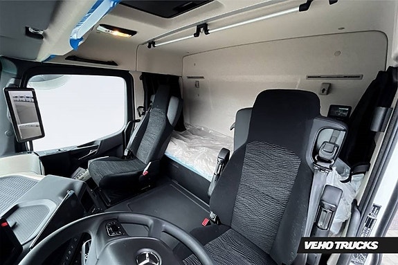Mercedes-Benz Actros 2553 L 6x2 Trp. Skåp, ÖBS 17 of 20