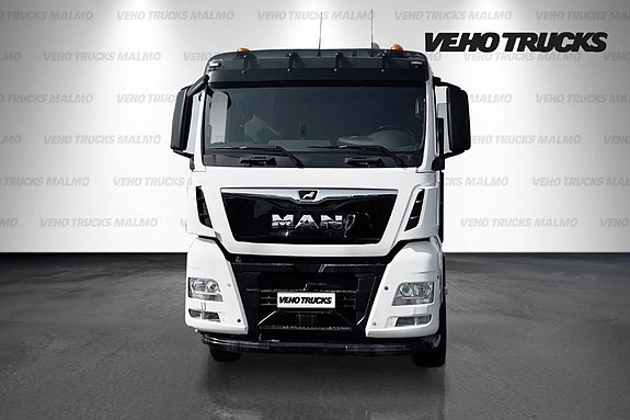 MAN TGX 35.510 8x4 Tridem Tippbil 10 of 12