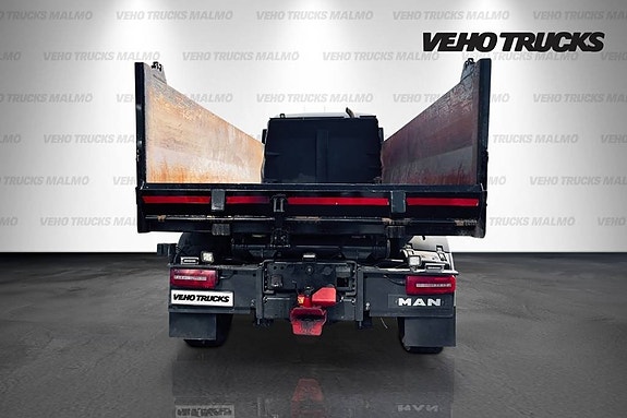MAN TGX 35.510 8x4 Tridem Tippbil 4 of 12