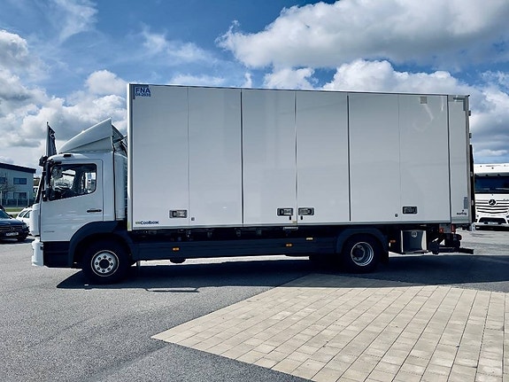 Mercedes-Benz ATEGO 1523 L 4X2 Trp. Kylbil öppnigsbar sida 3 of 19