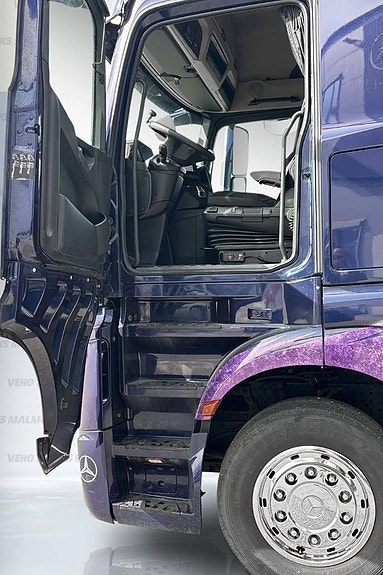 Mercedes-Benz Actros 1853 Ls 4x2 7 of 17