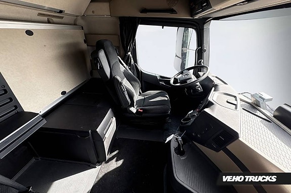 Mercedes-Benz Actros 1853 Ls 4x2 15 of 17
