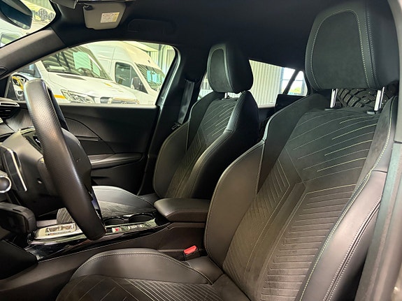 Peugeot 2008 5 of 5