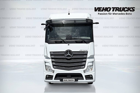 Mercedes-Benz Actros 2546 LS 6x2/2 Pusher 7 of 14