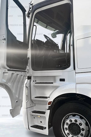 Mercedes-Benz Actros 1845 Ls 4x2 8 of 13