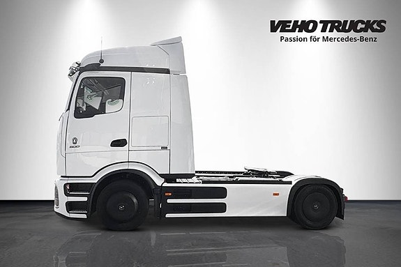 Mercedes-Benz eActros 600 3 of 16