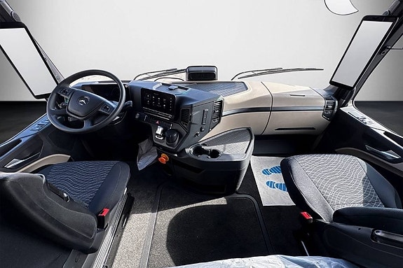 Mercedes-Benz eActros 600 6 of 16