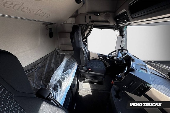 Mercedes-Benz eActros 600 16 of 16