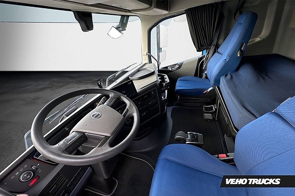 Volvo FH13 460 6x2 I-Save Facelift 15 of 17