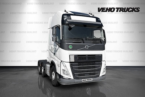 Volvo FH13 460 6x2 I-Save Pusher 10 of 16