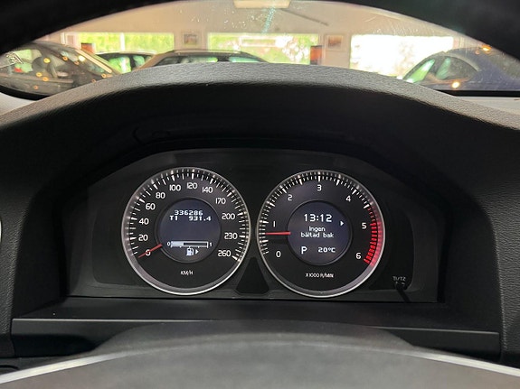 Volvo V60 10 of 17