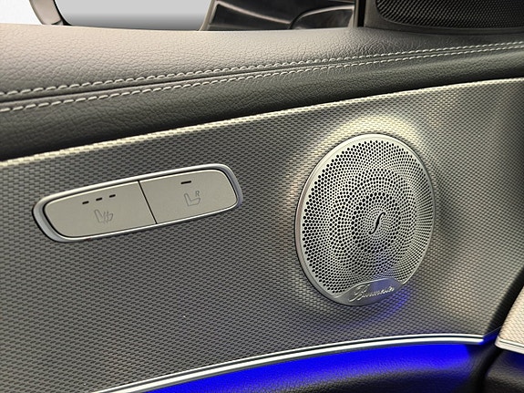 Mercedes-Benz E200 29 of 30