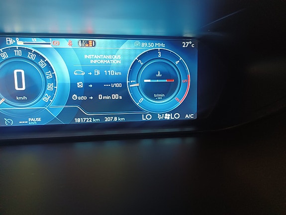 Citroen C4 Picasso 14 of 15