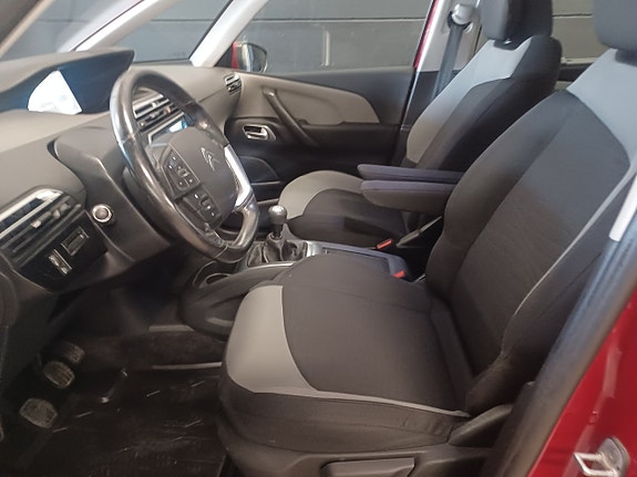 Citroen C4 Picasso 12 of 15