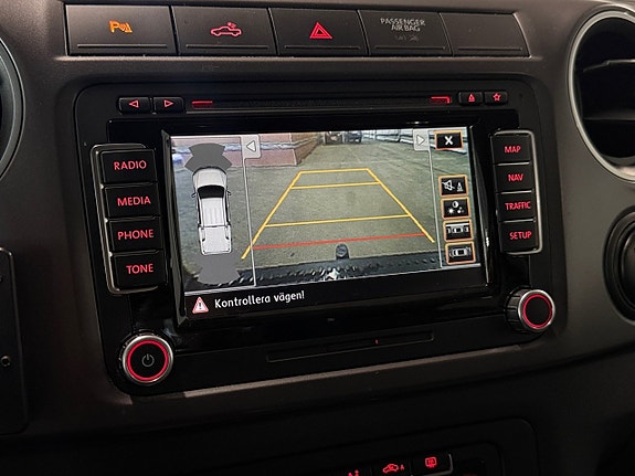 Volkswagen Amarok 19 of 26