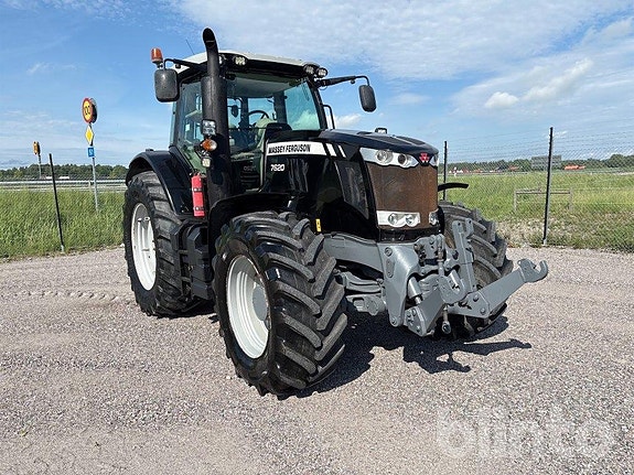 Traktor MASSEY FERGUSON XD 4 of 5