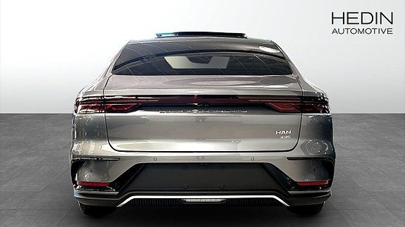 BYD Han 5 of 25