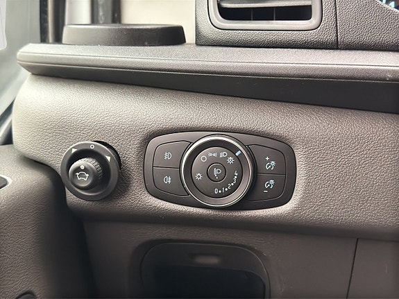 Ford Transit 17 of 30