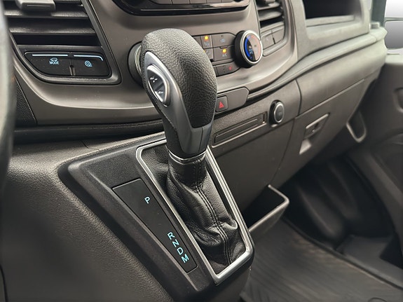 Ford Transit 24 of 30