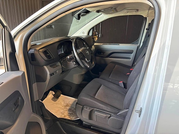Opel Vivaro 6 of 26