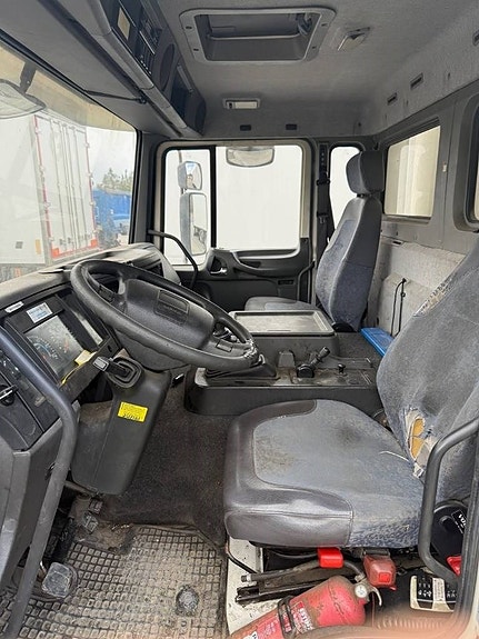 Volvo FL 6 3 of 3