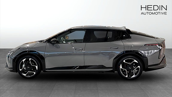 Kia EV4 4 of 12