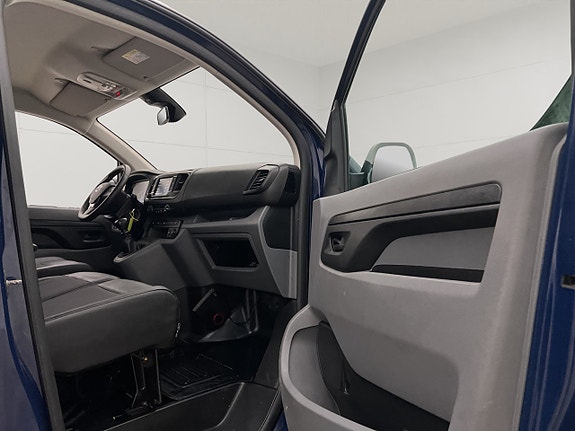 Toyota Proace 29 of 29