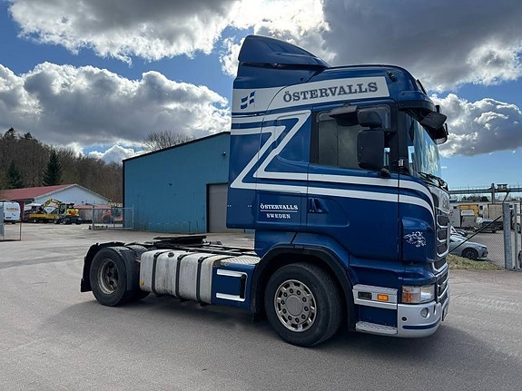 Scania R 400 LA 2 of 7