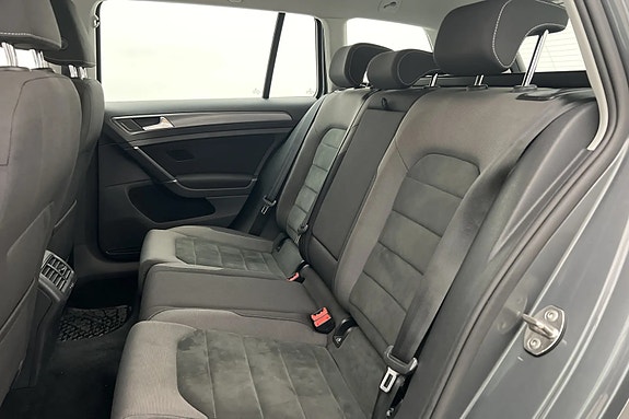Volkswagen Golf VII 10 of 13