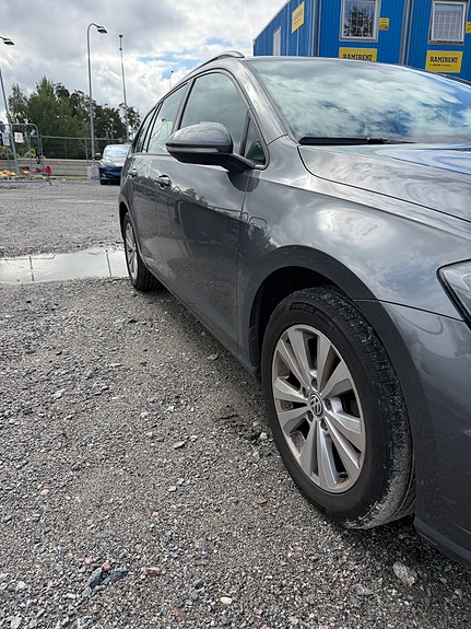 Volkswagen Golf VII 3 of 13