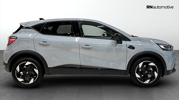 Renault Captur 6 of 26