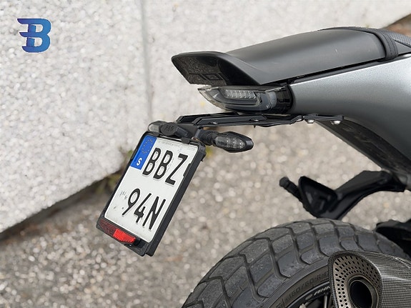 Husqvarna 701 Svartpilen 701 2020 6 of 10