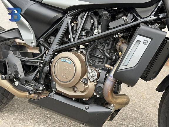 Husqvarna 701 Svartpilen 701 2020 3 of 10