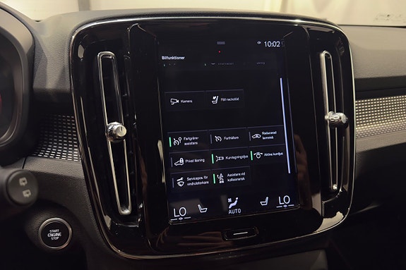 Volvo XC40 19 of 28