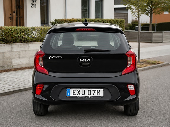 Kia Picanto 2 of 4