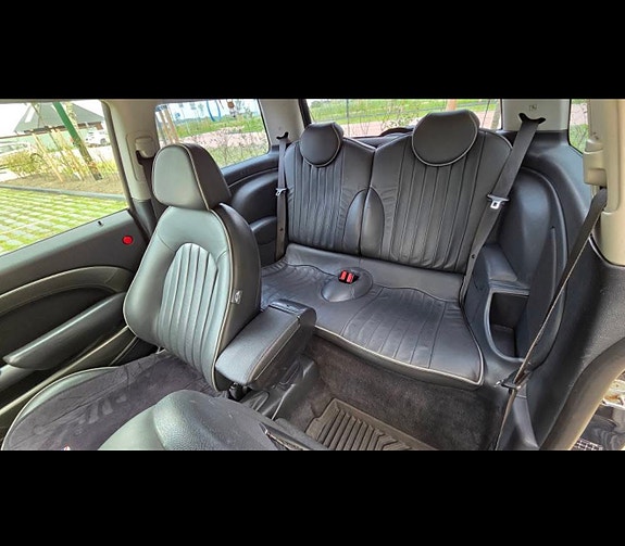 MINI Cooper 13 of 17