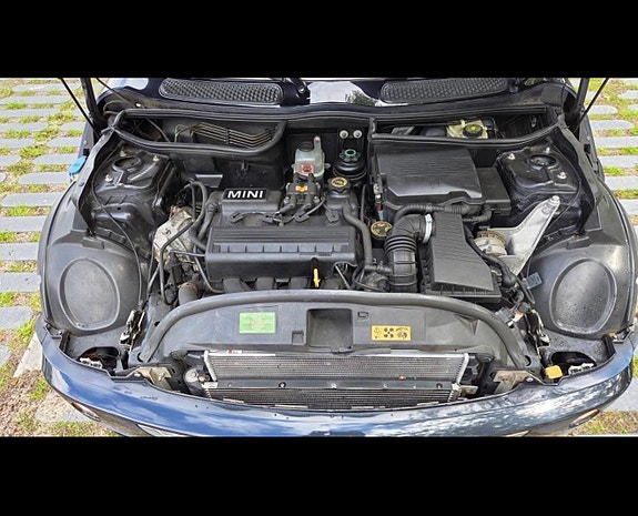 MINI Cooper 17 of 17