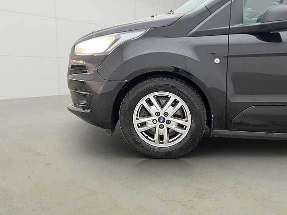 Ford Transit Connect 28 of 30