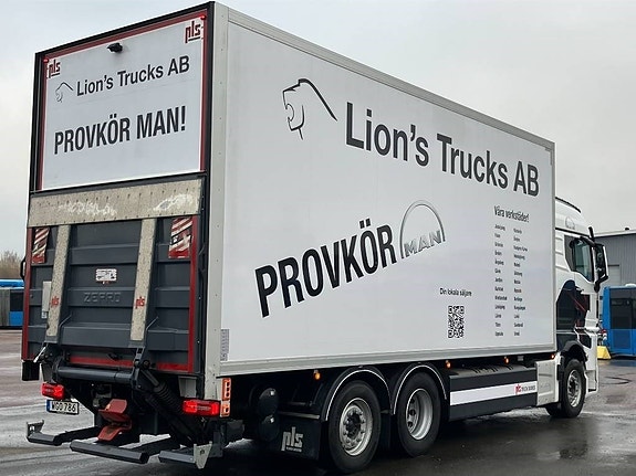 MAN TGX 26. 510 6x2-4 LL 2 of 14