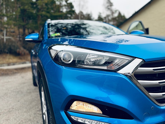 Hyundai Tucson 3 of 5