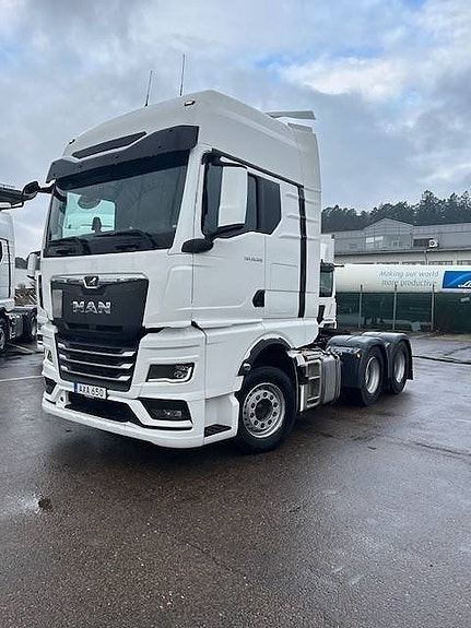 MAN TGX 28.520 6x2-2 BL SA 4 of 9